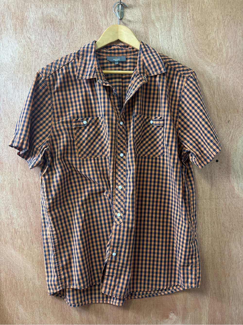 Mountain Ridge Men’s Large Orange Navy Gingham Short Sleeve Snap Button Shirt